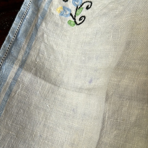 Set of 4 Vintage Napkins-White/Blue Embroidery Detail-Nubby Cotton - Picture 8 of 13